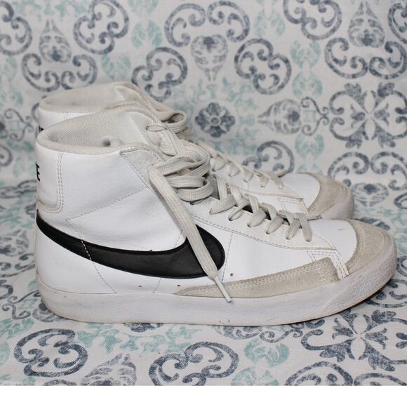 Nike Blazer‎ Mid 77 White Black Yough Size 7Y - Picture 3 of 7
